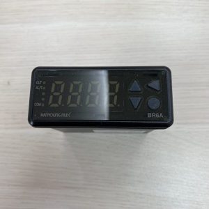 Alternative view of Bộ điều khiển nhiệt độ có sẵn đầu dò nhiệt Hanyoung BR6A-NM0P4-R