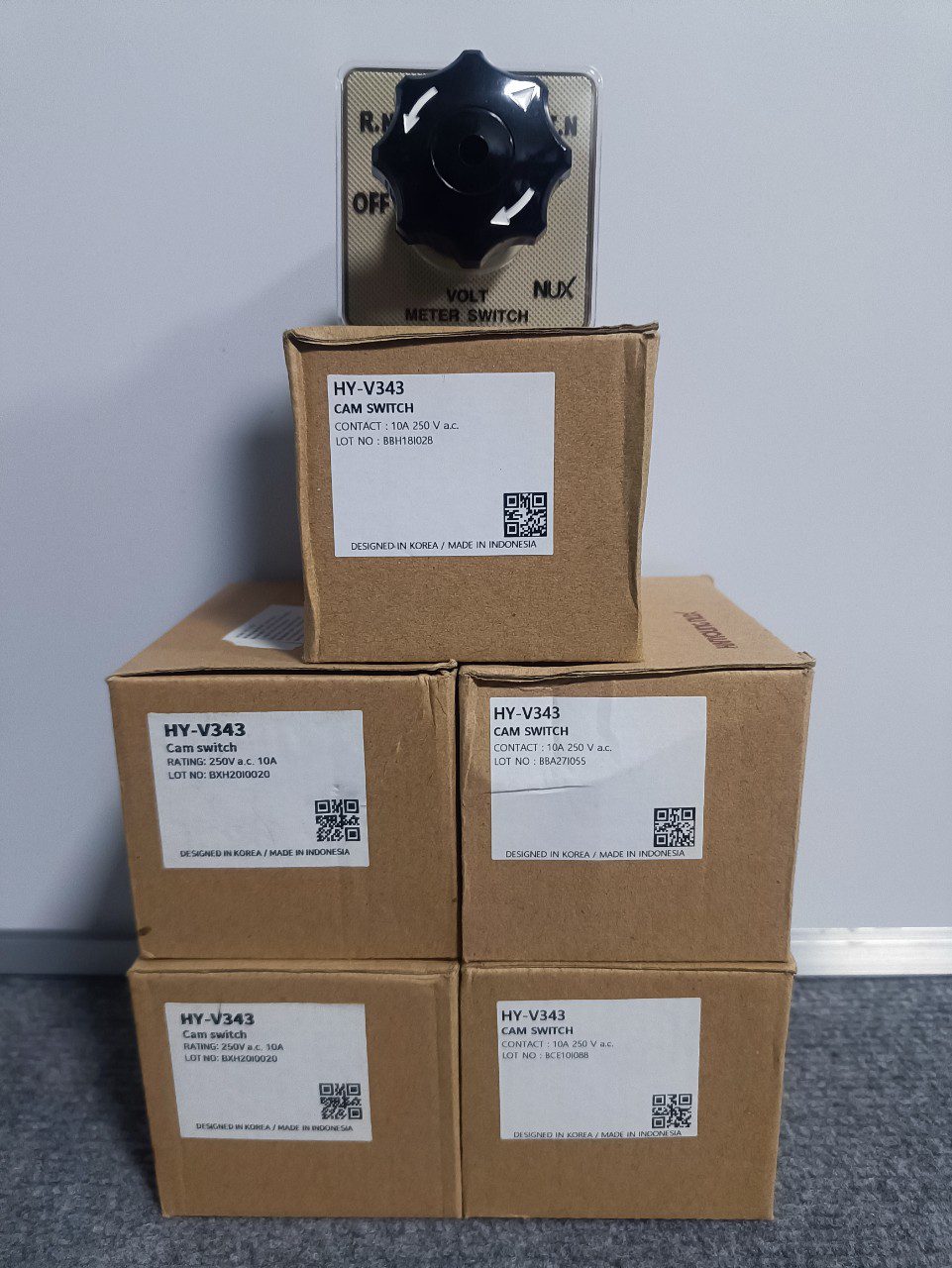 Chuyển mạch volt - ampe HY-V343-10A