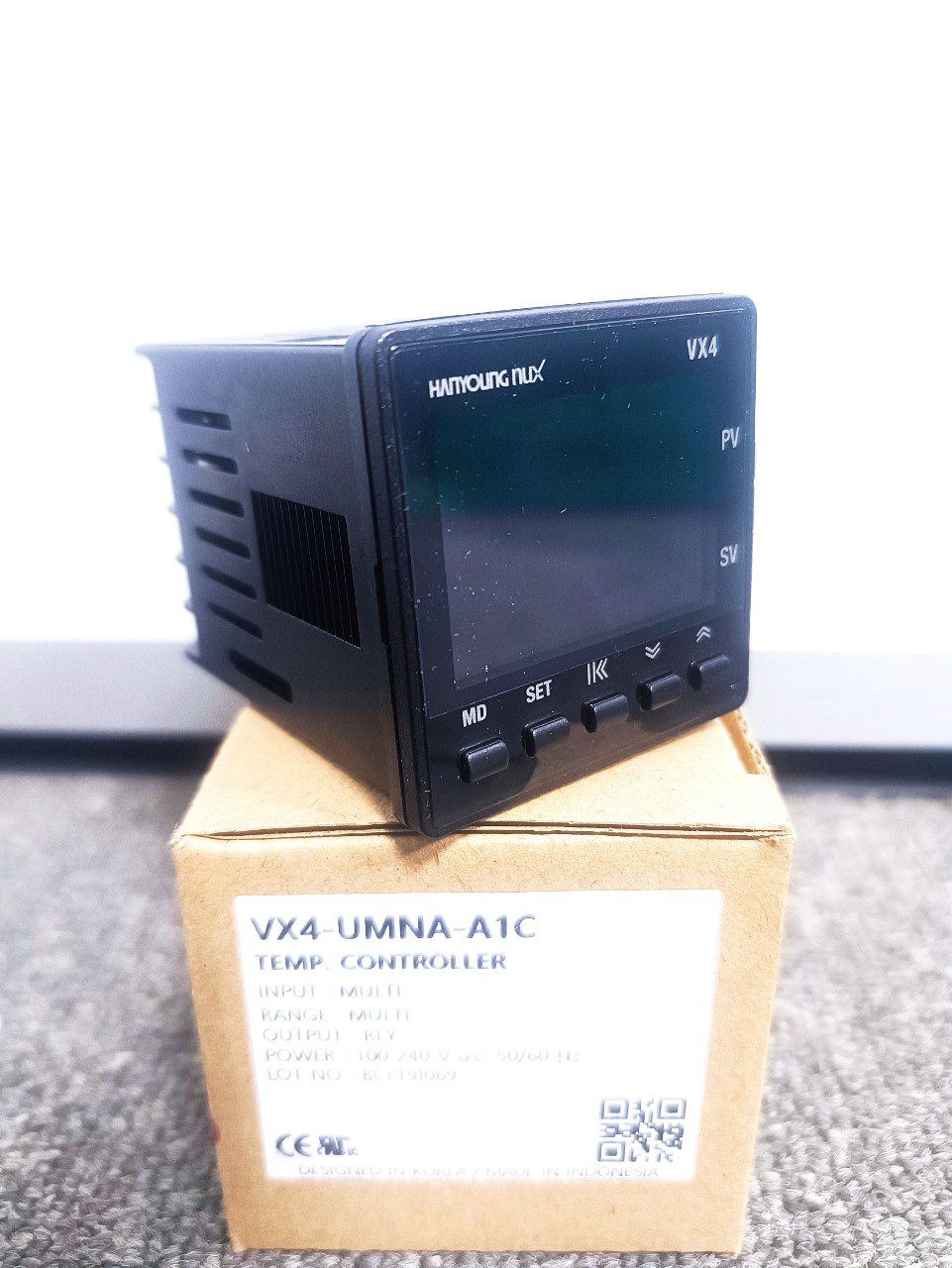 Bộ điều khiển nhiệt độ Hanyoung VX4-UMNA-A1C - Ảnh 2