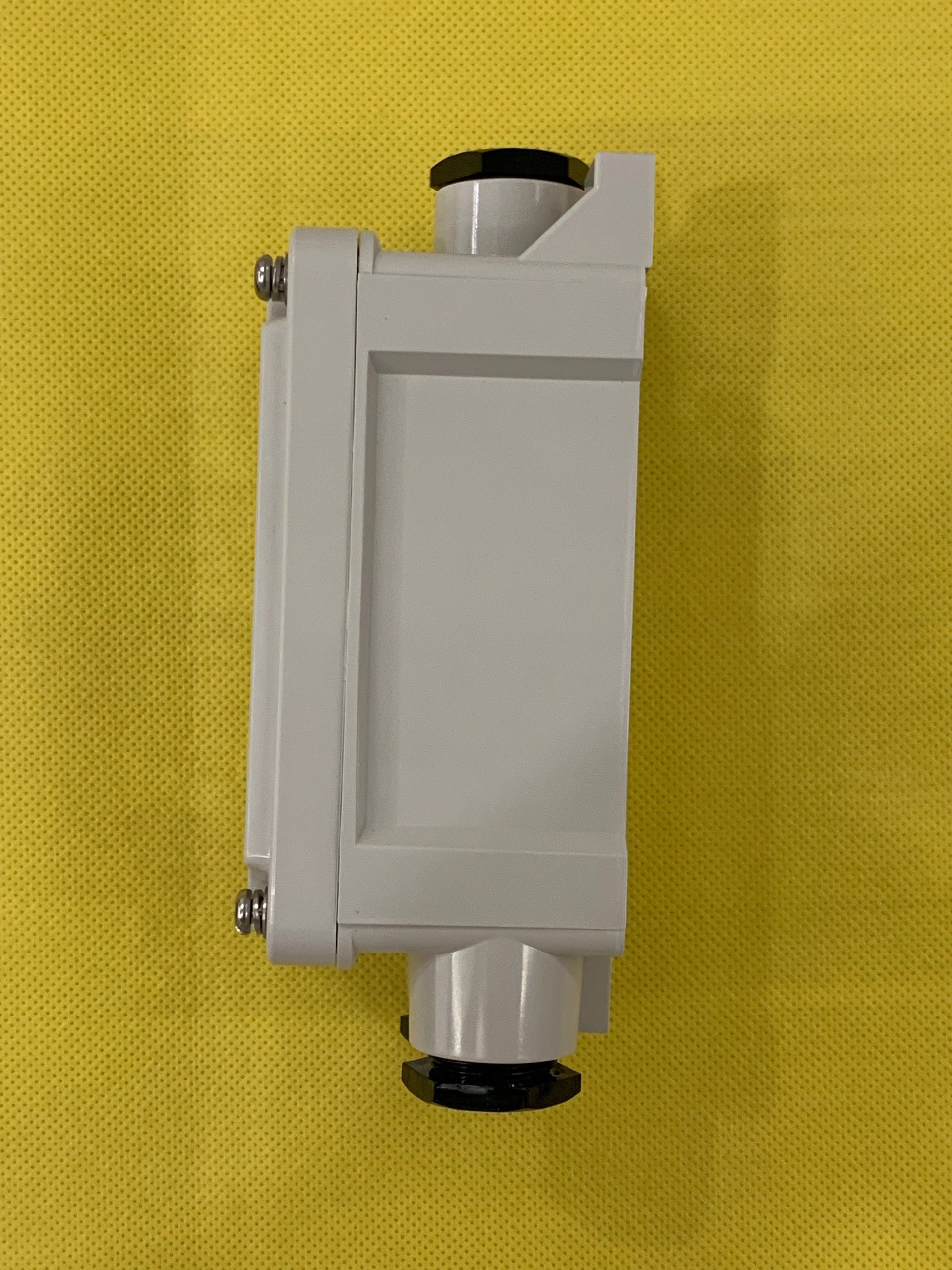 Công tắc nguồn đóng cắt trực tiếp động cơ điện bằng nút ấn BEWT-215 - Ảnh 4