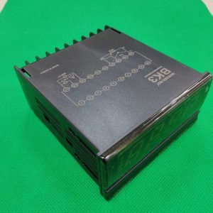 Alternative view of Bộ hiển thị nhiệt độ kỹ thuật số Hanyoung BK3-P1