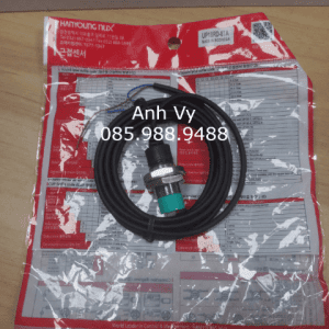 Cảm biến tiệm cận UP18RD-8TA Hanyoung